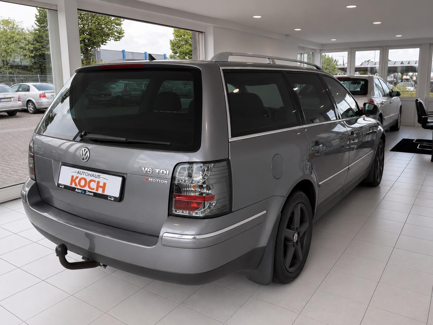 Volkswagen Passat 2005 — photo 14