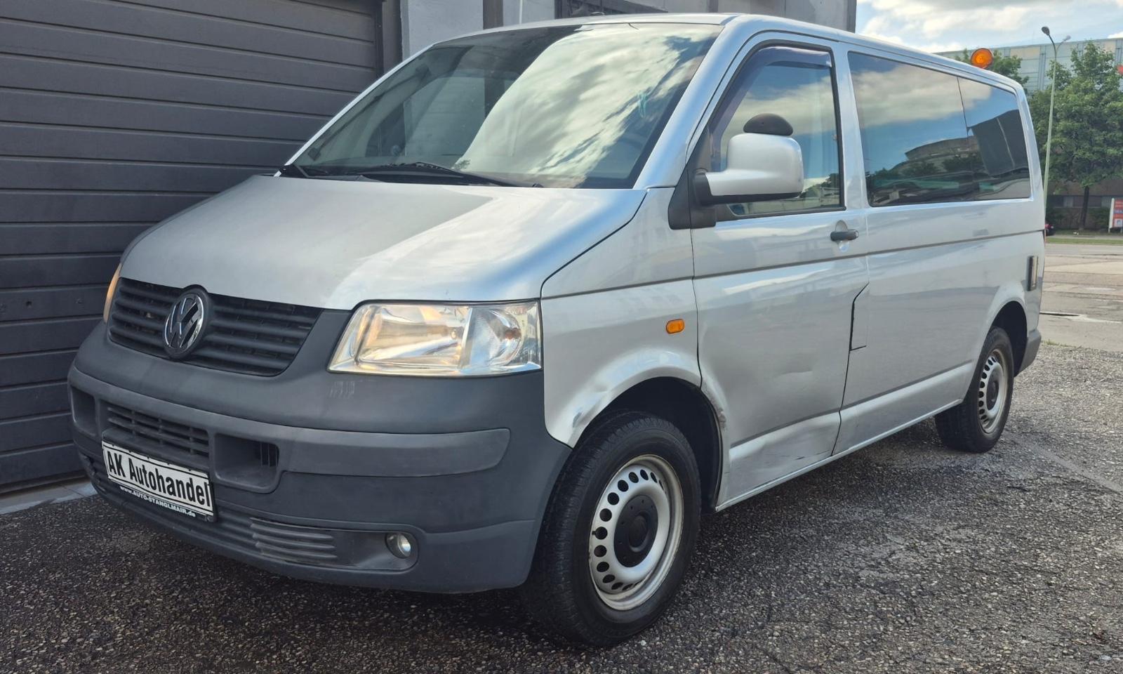 Volkswagen T5 Transporter Aut. Klima StandH Neu Tüv&Service