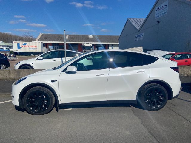 Tesla Model Y Long Range~20-Zoll~MwSt. Ausw.!