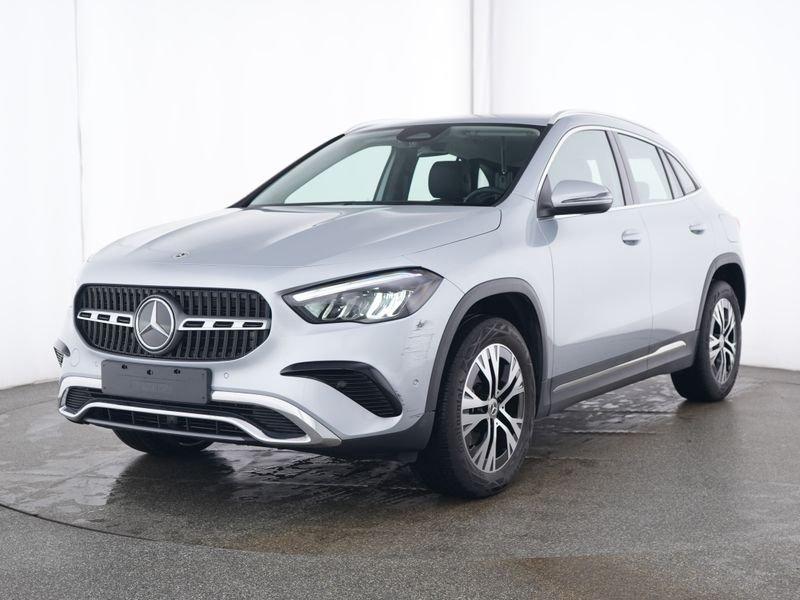 Mercedes-Benz GLA 200 PROGRESSIVE ADVANCED+KAMERA+WI-PAKET+18"
