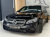 Mercedes-Benz E 63 AMG S 4MATIC V8*PANO*H&K*360°*XENON-LED - gebrauchte Mercedes-Benz E 63 AMG aus dem Jahr 2014