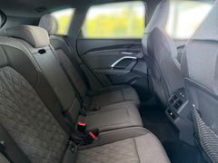 AUDI Q5 2.0 TFSI quattro 150 kW AUDI Q5 2.0 TFSI quattro 150 kW