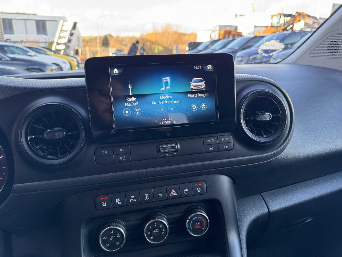 Fahrzeugabbildung Mercedes-Benz Citan 110 CDI Tourer Klima AHK Kamera MBUX Tempo