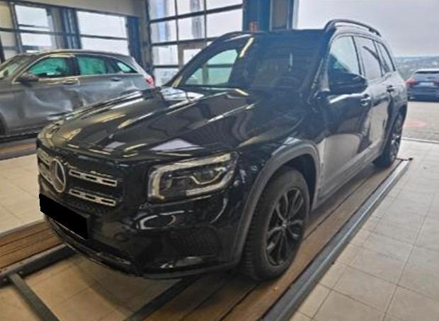 Mercedes-Benz GLB 220 d 4Matic+PANO+360°+19"AMG+Burmester+