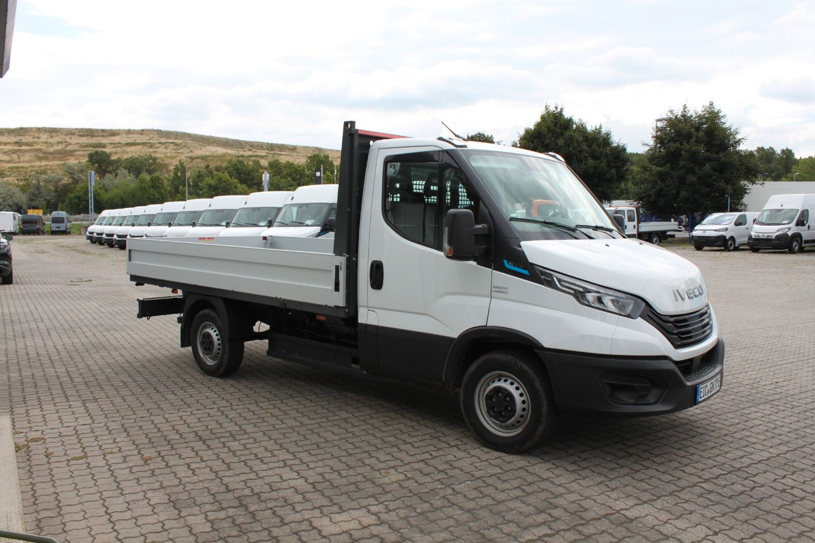 Fahrzeugabbildung Iveco e-Daily 35S14E