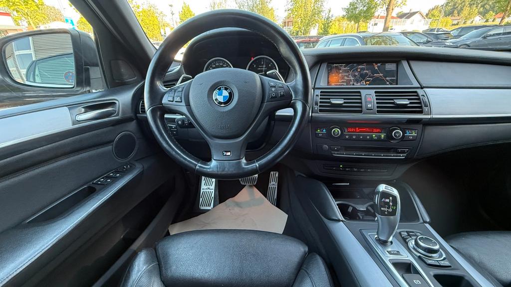 BMW X6 M50