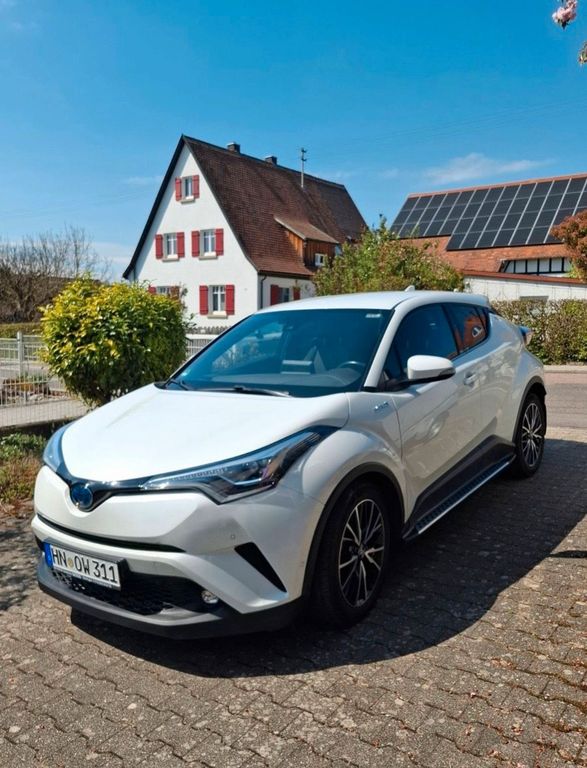 Image of Toyota C-HR