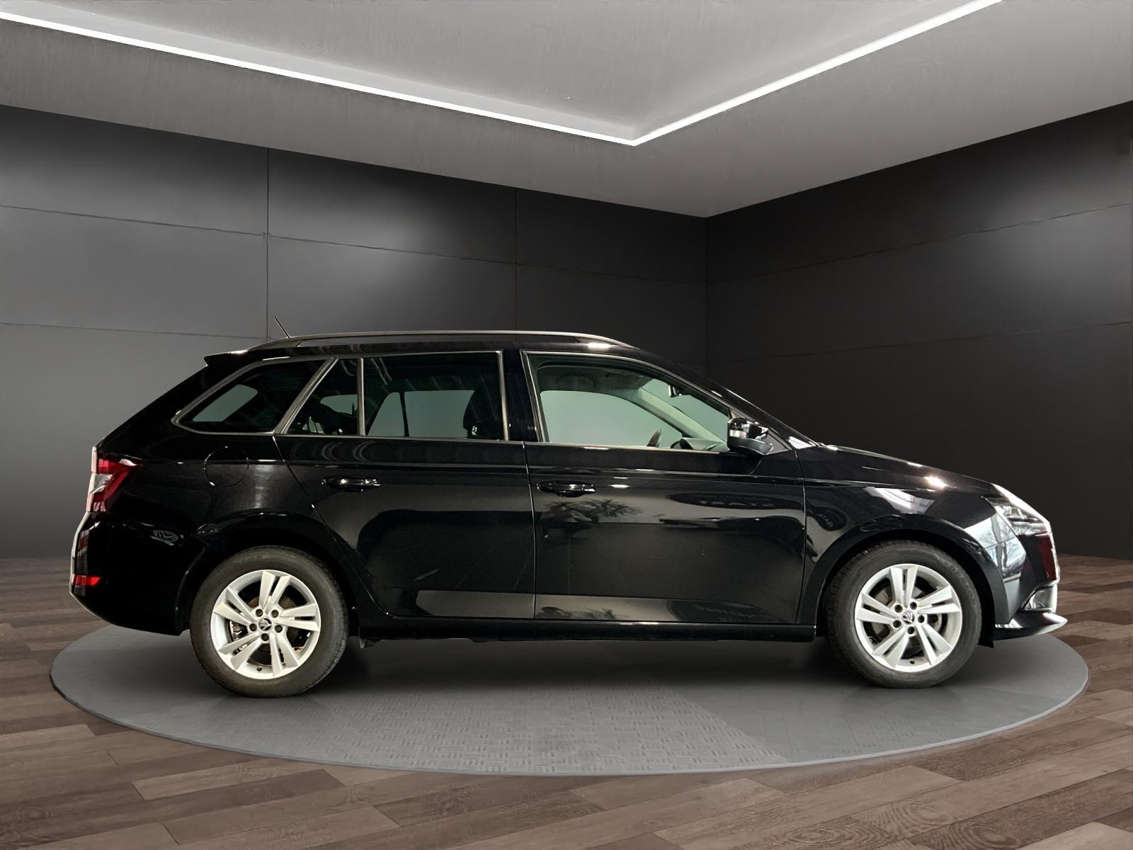 Skoda Fabia Style 1.0 TSI*Keyless*LED*SHZ*DAB*GRA*