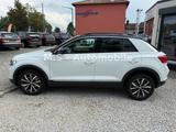 Volkswagen T-Roc Style 2.0TDI DSG*1.Hand*LED*ACC*SHZ*DAB* - gebrauchte VW SUV & Geländewagen