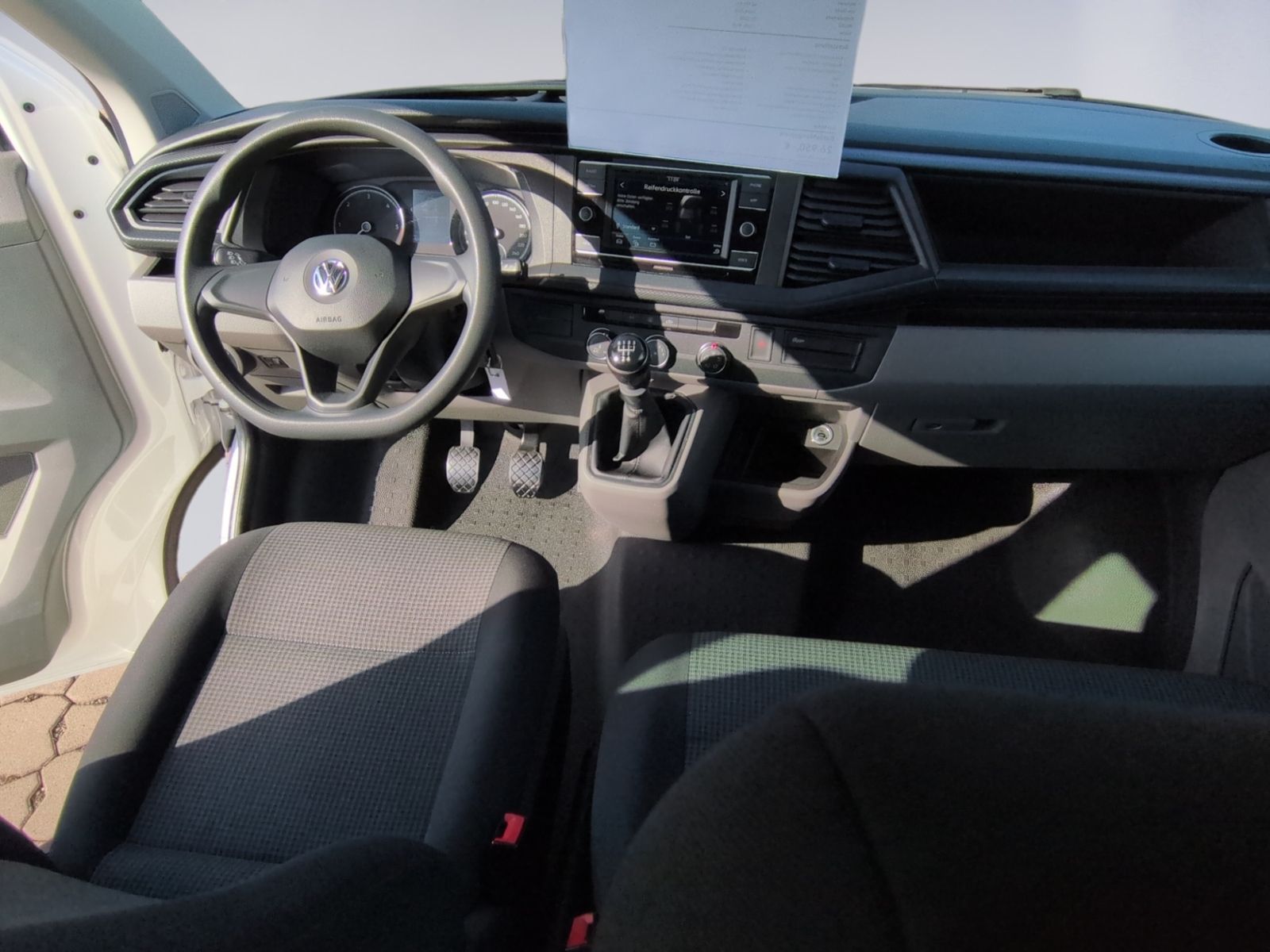 T6.1 Kombi lang LR 9SITZE+SEITENWINDASSISTENT