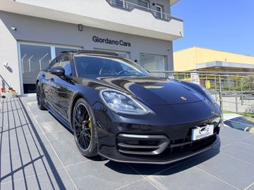 Porsche Panamera - 5