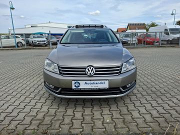 Volkswagen Passat Variant - 2