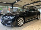 Volkswagen Arteon ShootingBrake R-Line+MASSAGE*ALCANTARA*IQ - Volkswagen Arteon mit Diesel-Antrieb: Kombi