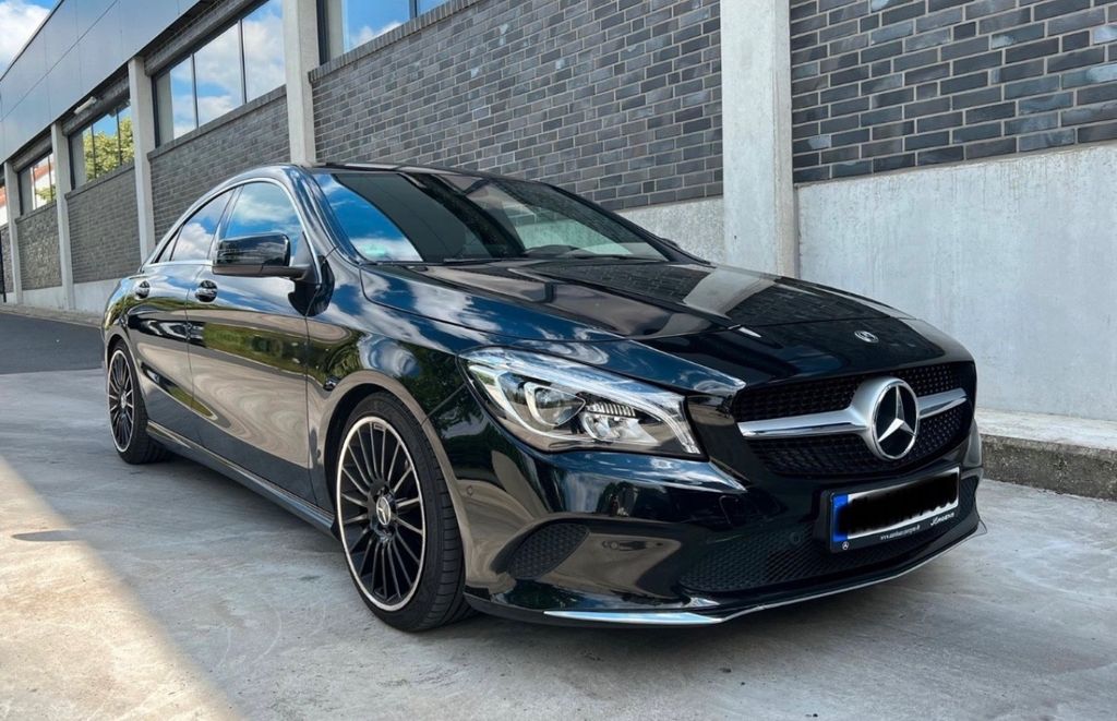 Image of Mercedes-Benz CLA 180