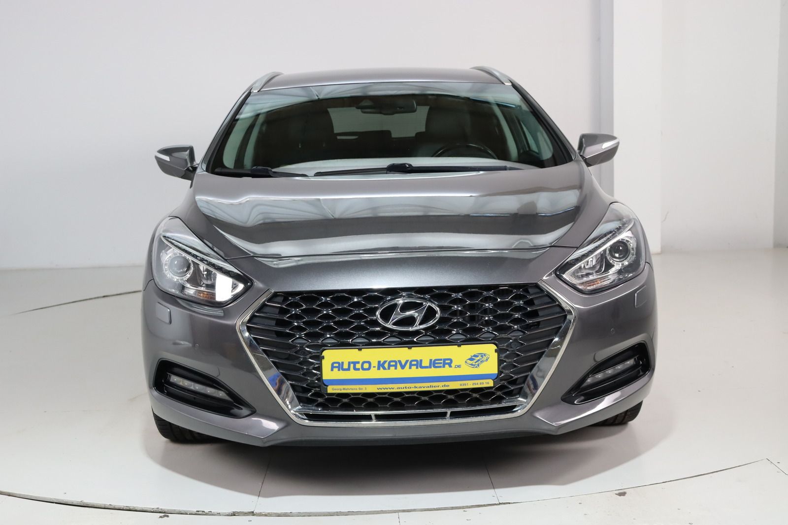 Fahrzeugabbildung Hyundai i40 CW 1.6 CRDi Space Plus * Sitzhzg./-lüftung