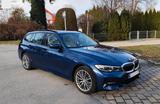 BMW 318i Touring Sport Line Phytonicblau
