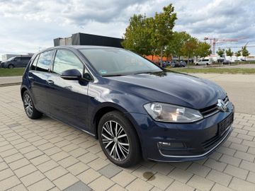 Volkswagen Golf - 5