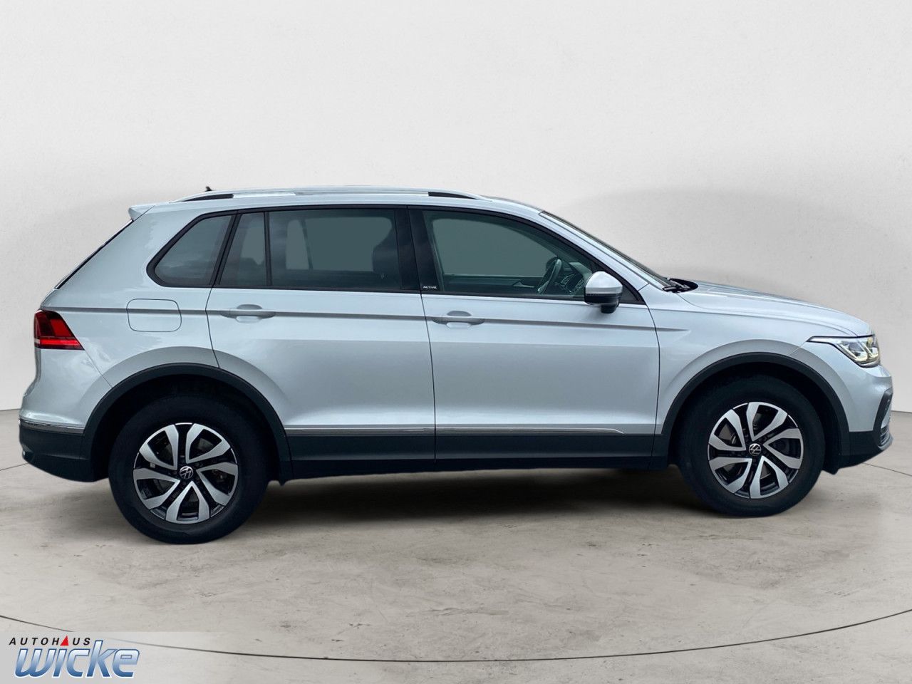 Volkswagen Tiguan 1.4 l eHybrid Active NAVI KLIMA AHK PDC L foto 5