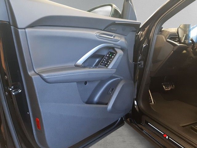 Fahrzeugabbildung Audi Q5 S line edition one TDI quattro HeadUp Matrix