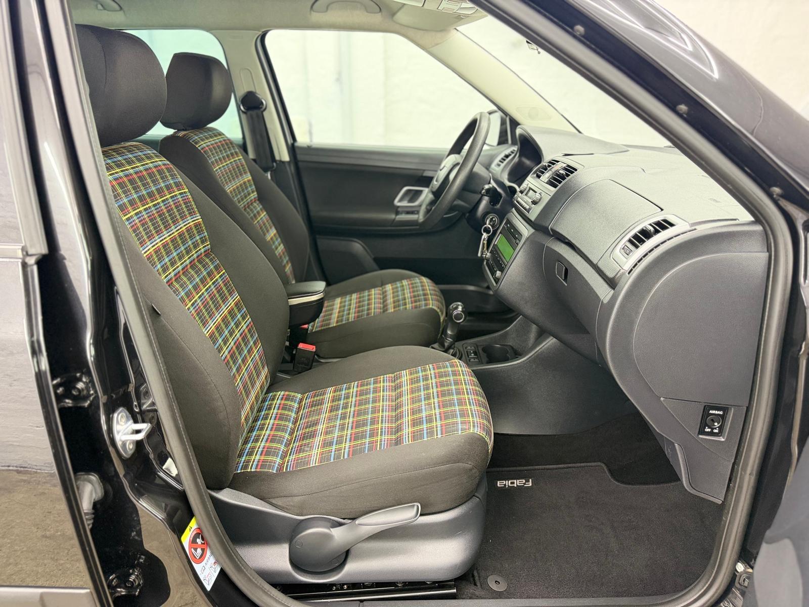 Skoda Fabia 2013 — photo 15