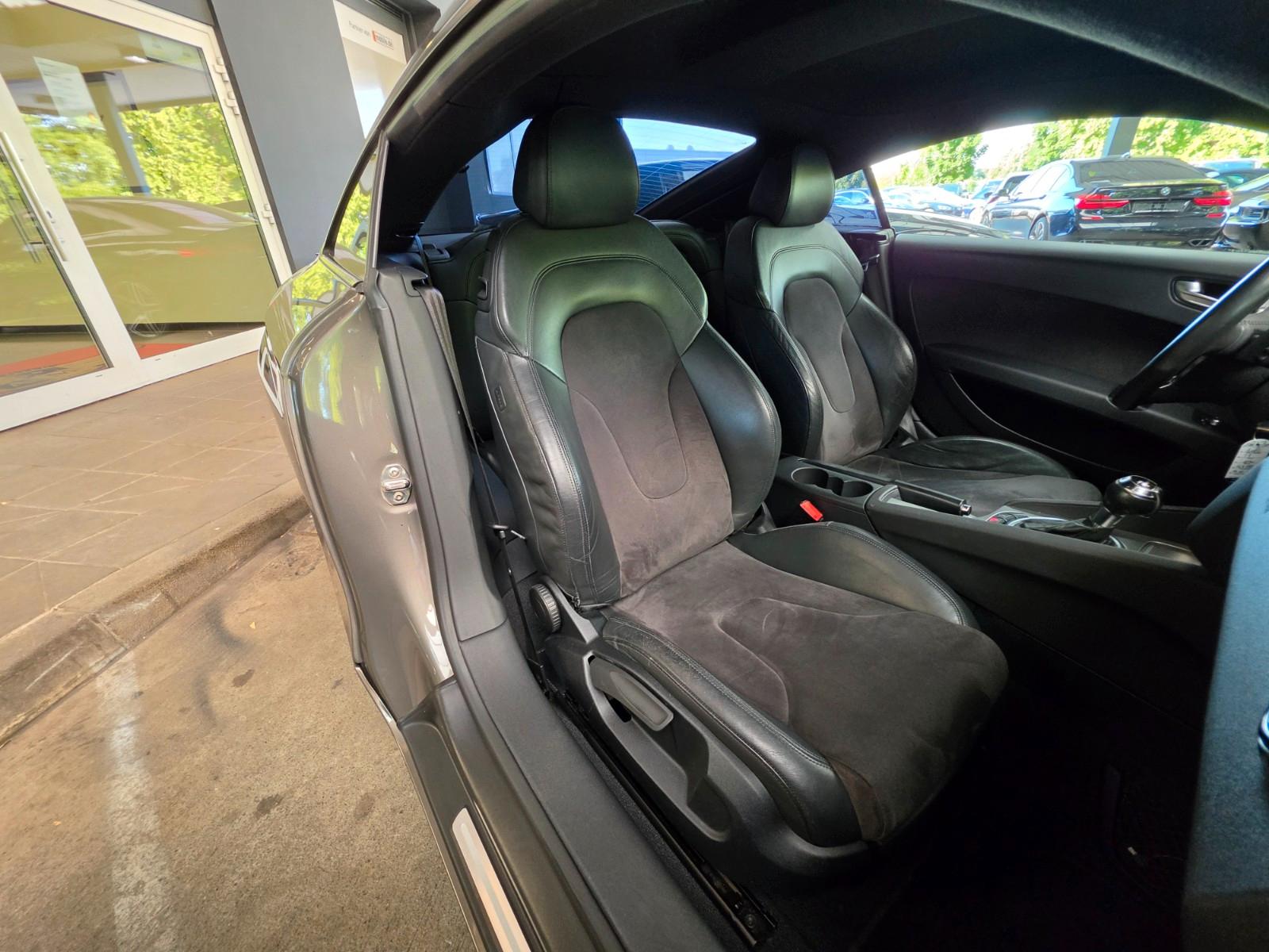 Audi TT Coupe 2.0 TFSI S-Line Teilleder/BT/SZH/17"