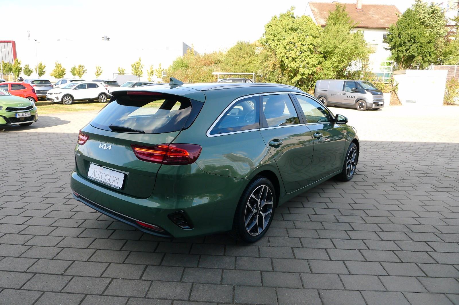 Kia Ceed SW 1.5 T-GDI 140 PS DCT Spirit/Navi/UVO