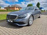 Mercedes-Benz E 220 d W213 Limousine  - Mercedes-Benz E-Class: W213