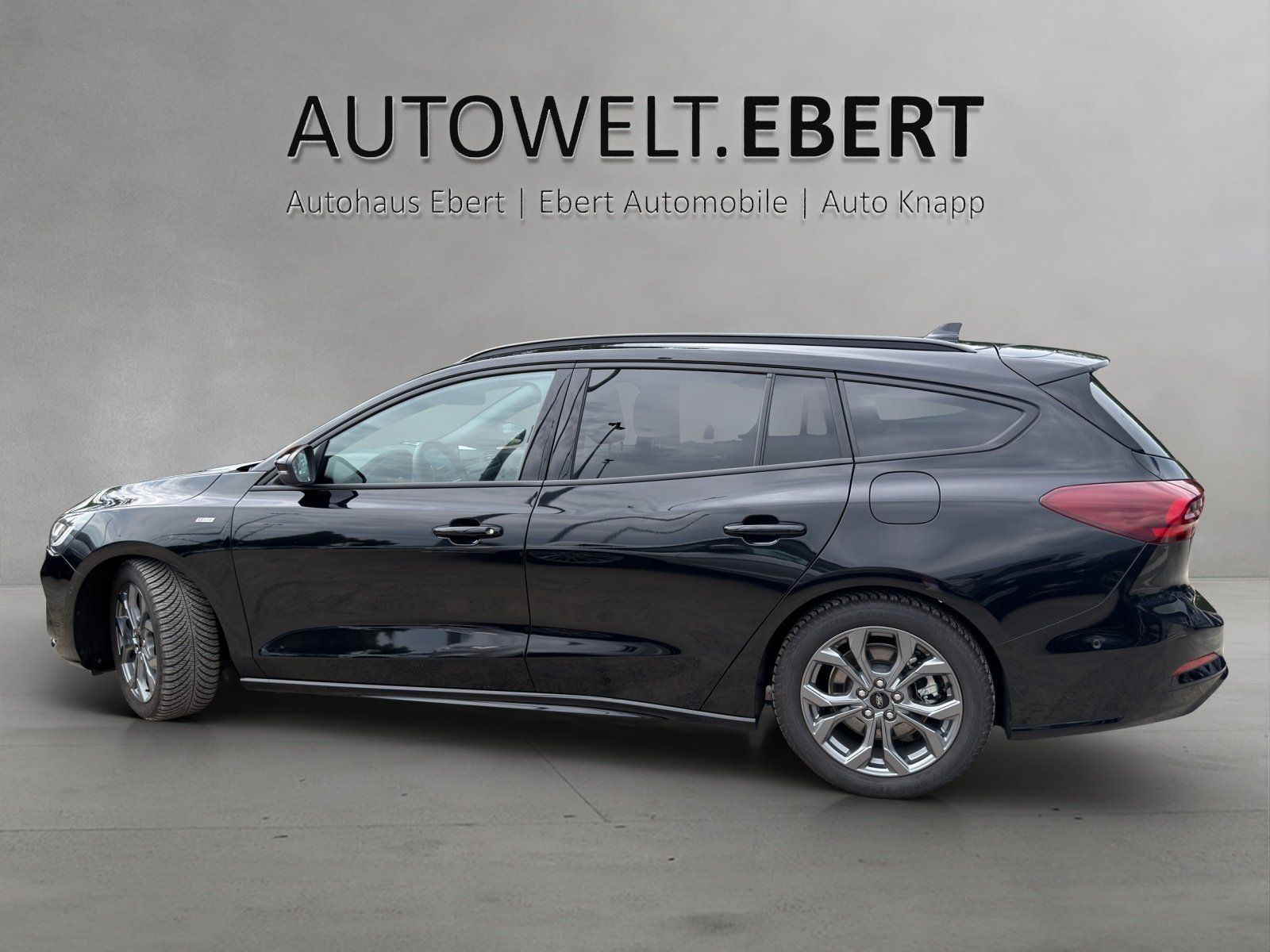 Fahrzeugabbildung Ford Focus 1.5 ST-Line X Aut./LED/ACC/AHK/KAMERA/SHZ/