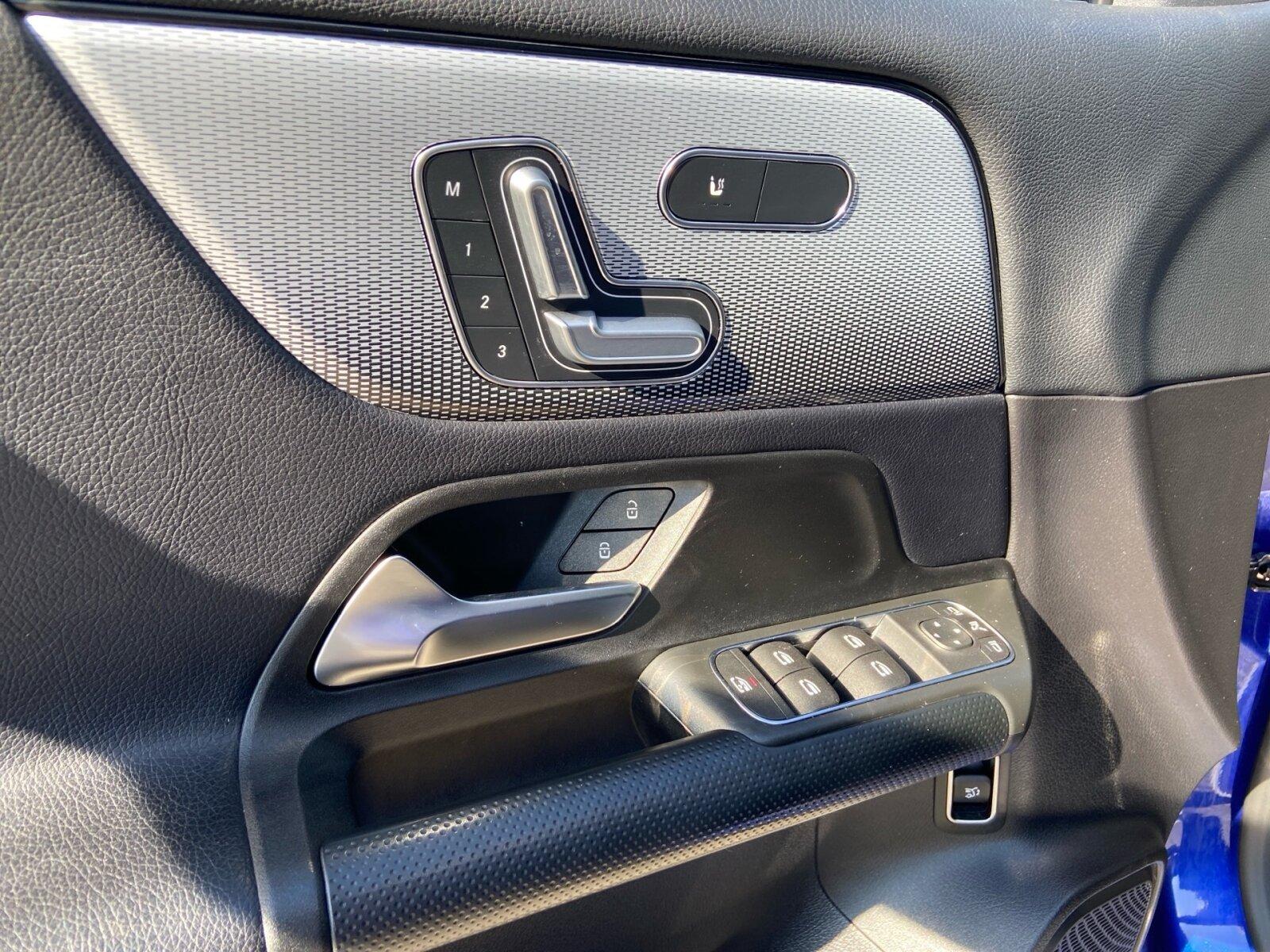 Mercedes-Benz GLB d 4M *STYLE*RFK*MEMO*DISTR*CARPLAY*, миниатюра 15
