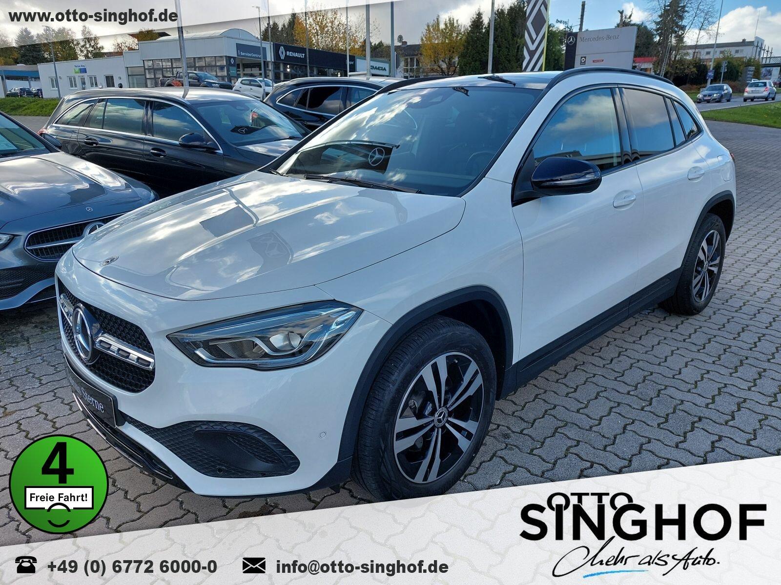 Mercedes-Benz GLA 200 Progressive +AHK+Pano+Night+LED+Rü Kam+