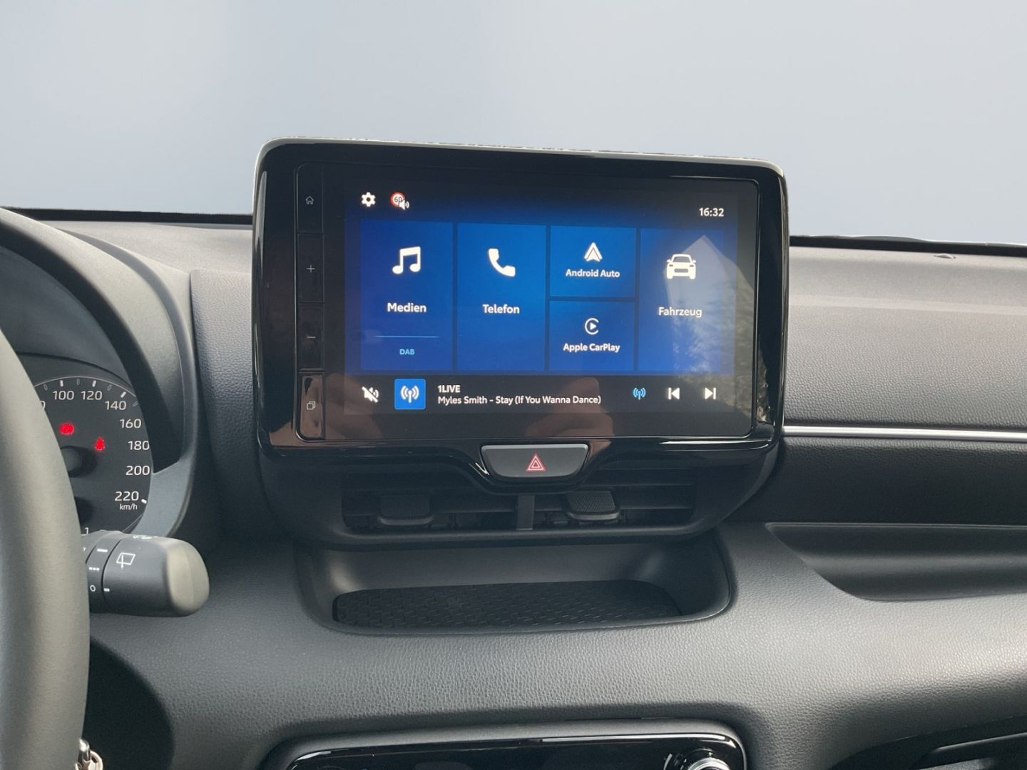 Toyota Yaris - Bild 14