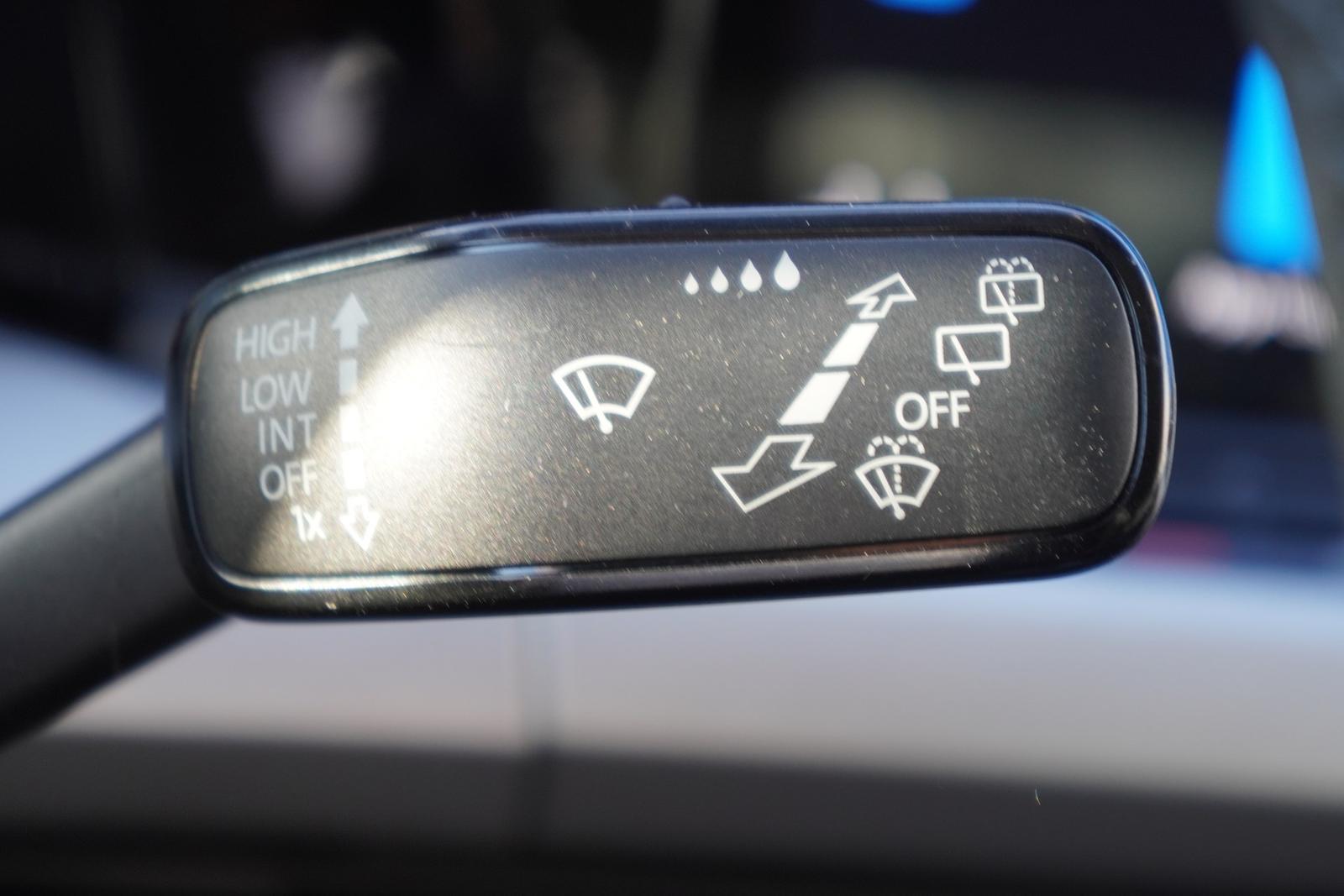 Volkswagen Golf VIII Variant 2.0 TDI DSG Life Standheizung, миниатюра 27