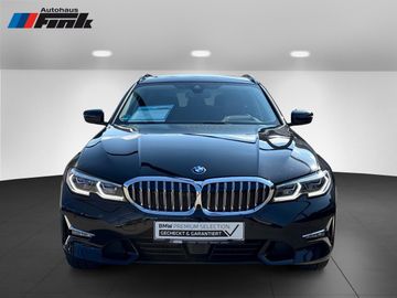 BMW 330e XDRIVE A Luxury Line Head-Up HiFi DAB LED
