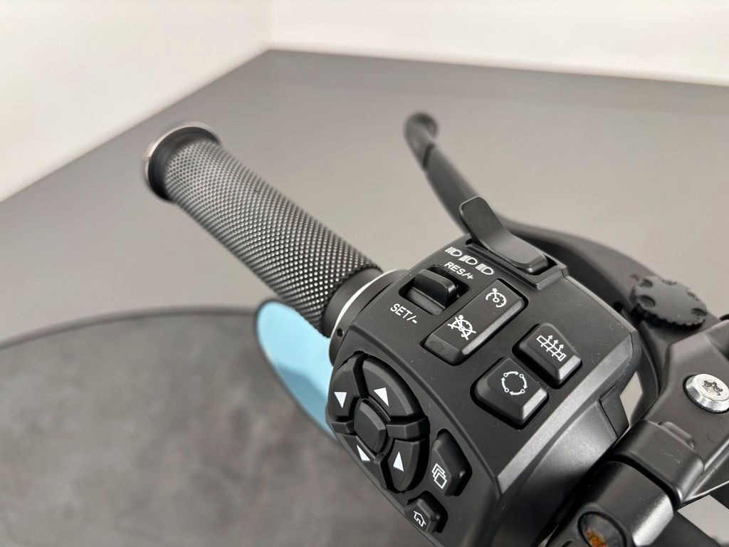 Fahrzeugabbildung Harley-Davidson SPORTSTER S RH1250S *KESSTECH *NEUWERTIG