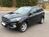 Ford Kuga 2,0 EcoBoost 4x4 ST-Line Navi*ACC*Pano*Xeno - Ford Kuga: Schwarz, Alcantara