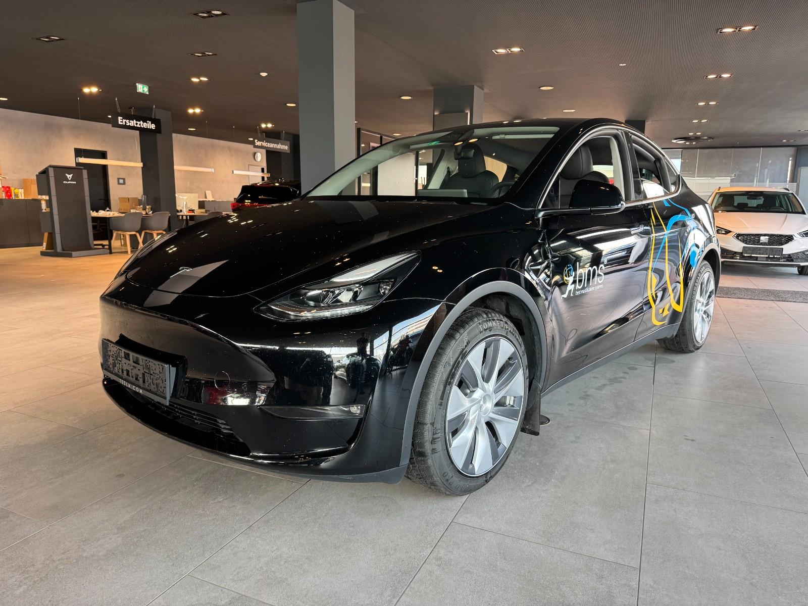Tesla Model Y Long Range Dual AWD Netto € 33.995.-
