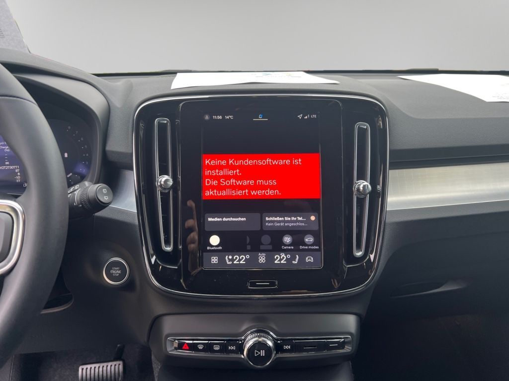 VOLVO XC40 B4 B DKG Ultra Black Edition, Licht-P.,FHZ VOLVO XC40 B4 B DKG Ultra Black Edition, Licht-P.,FHZ