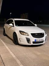 Opel Insignia a Sports Tourer OPC 4x4 - Opel Insignia Gebrauchtwagen in Braunschweig