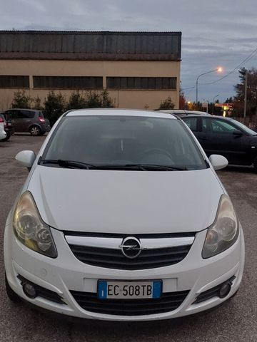 Opel Corsa 1.2 5 porte Club