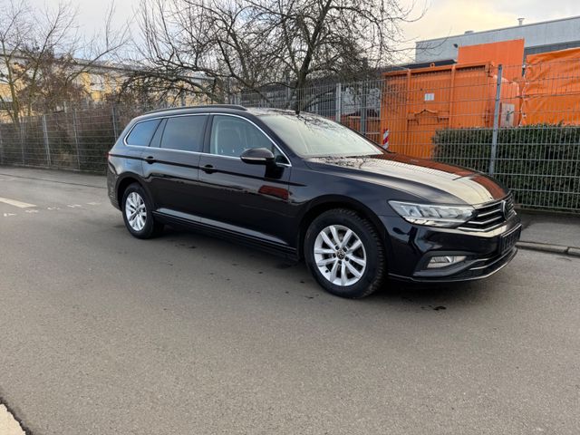 Volkswagen Passat Variant Business 2,0 TDI 110 KW Automatik