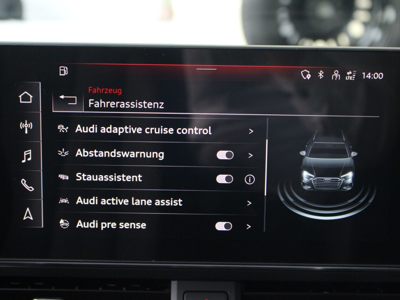 Fahrzeugabbildung Audi A4 Avant 35 TFSI advanced ACC/RFK/Navi/Leder