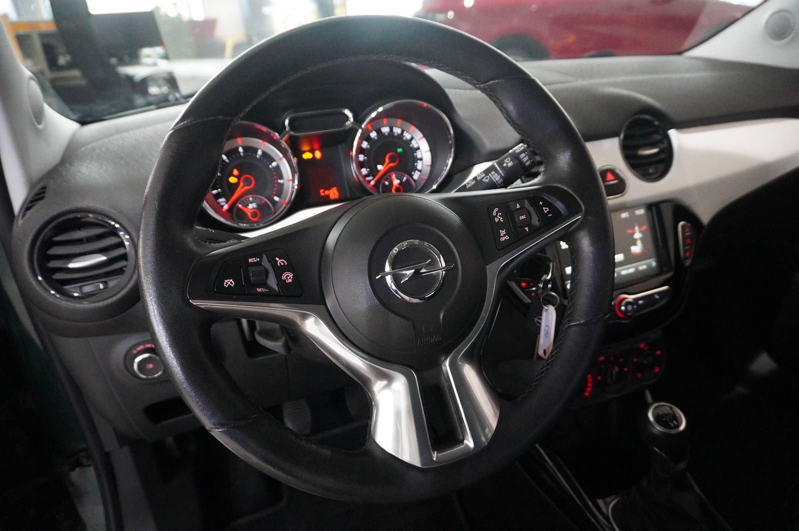 Fahrzeugabbildung Opel Adam 1.4 JAM NAVI/SHZ/PDC/KLIMA/LHZ/TEMP.