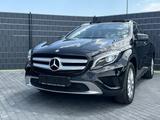 Mercedes-Benz GLA 200d 4M*AUTOMATIK*CAM*BI-XENON*PANO*SHZ*AHK* - Mercedes-Benz GLA 200 Gebrauchtwagen in Stuttgart