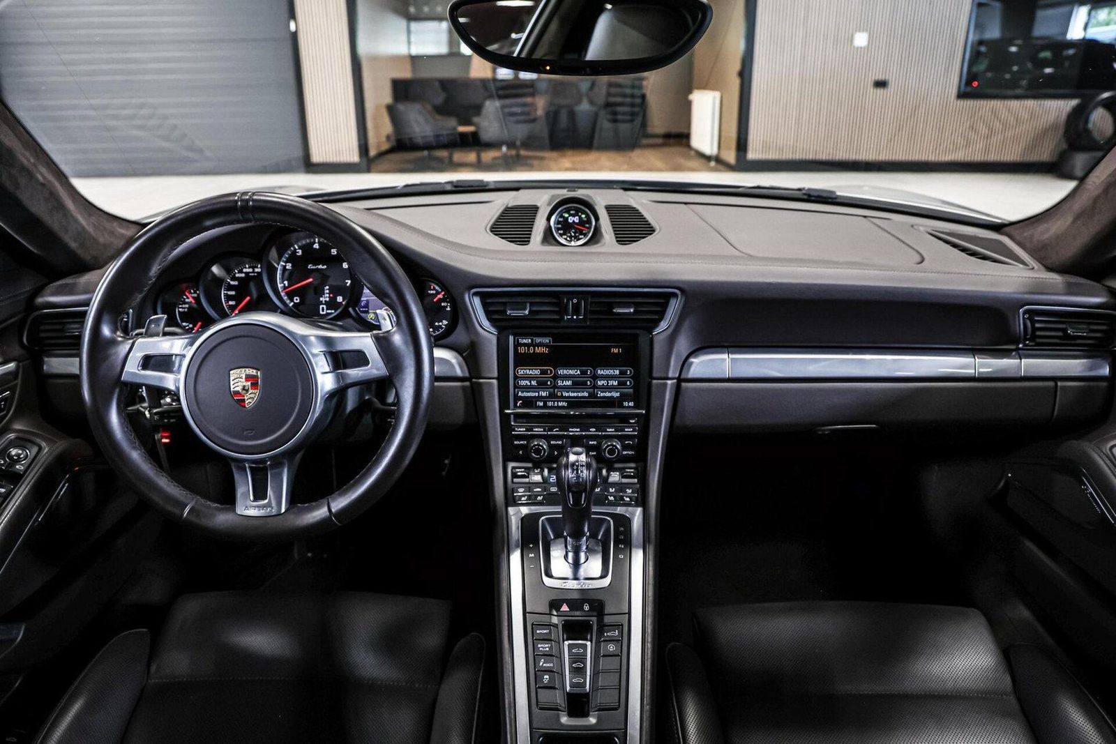 Porsche 991 3.8 Turbo Approved t/m 05-06-2027 foto 2