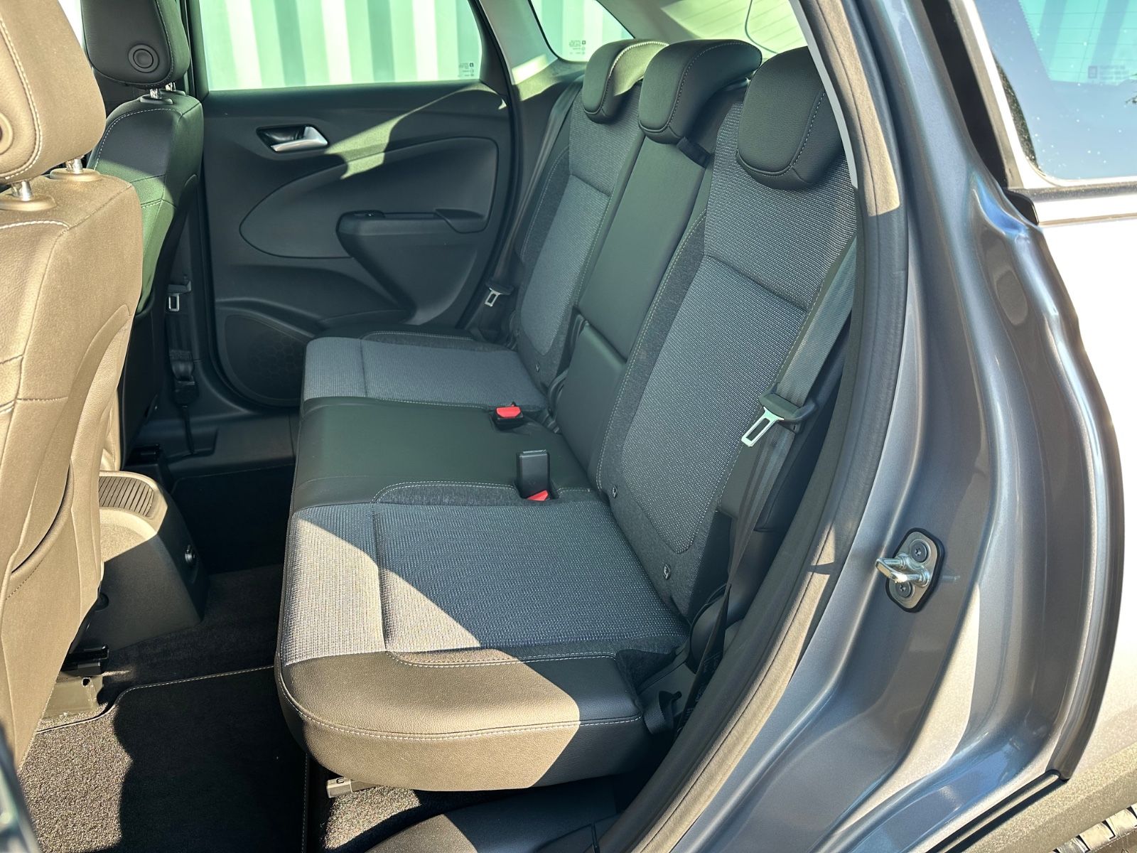 Fahrzeugabbildung Opel Crossland Elegance Kamera*Sitzh.*Frontsch.beheiz