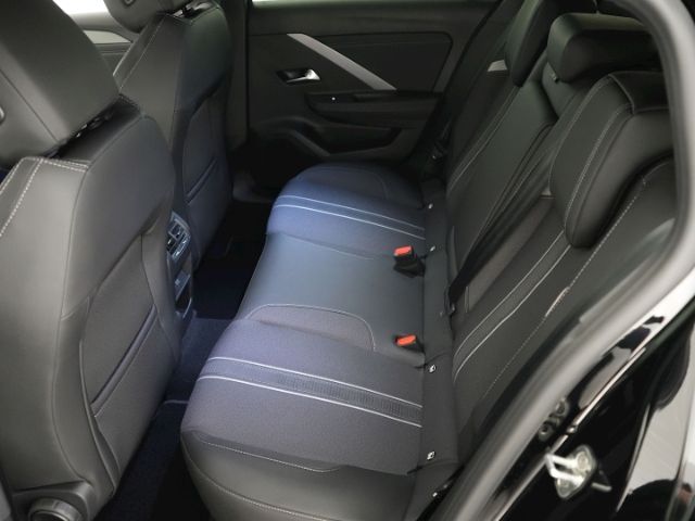 Astra L ST GS AT+AHK+LED MATRIX+NAVI+360 GRAD KA