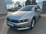 Volkswagen Passat Variant 1,8 LED Leder Automatik - VW Passat Variant Unfallwagen