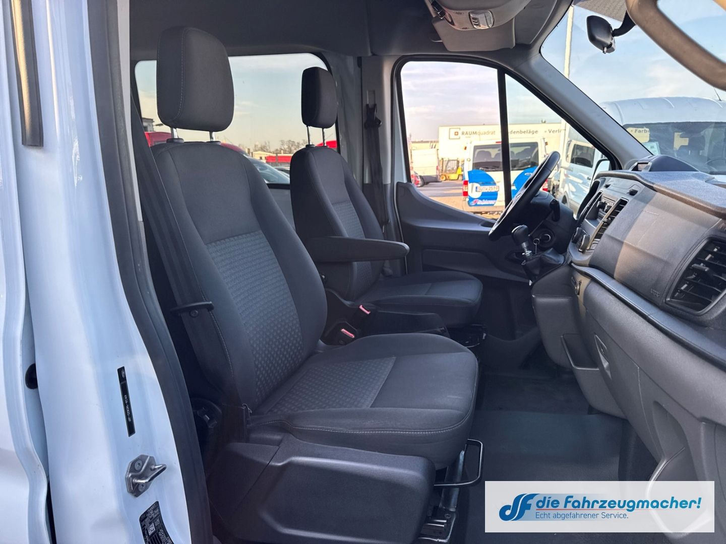 Fahrzeugabbildung Ford Transit Kombi 350 L3 Trend Notbremsass. Temp Tel