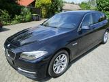 BMW 535d Touring+Panorama-Schiebedach+Vollleder - blaue BMW 535
