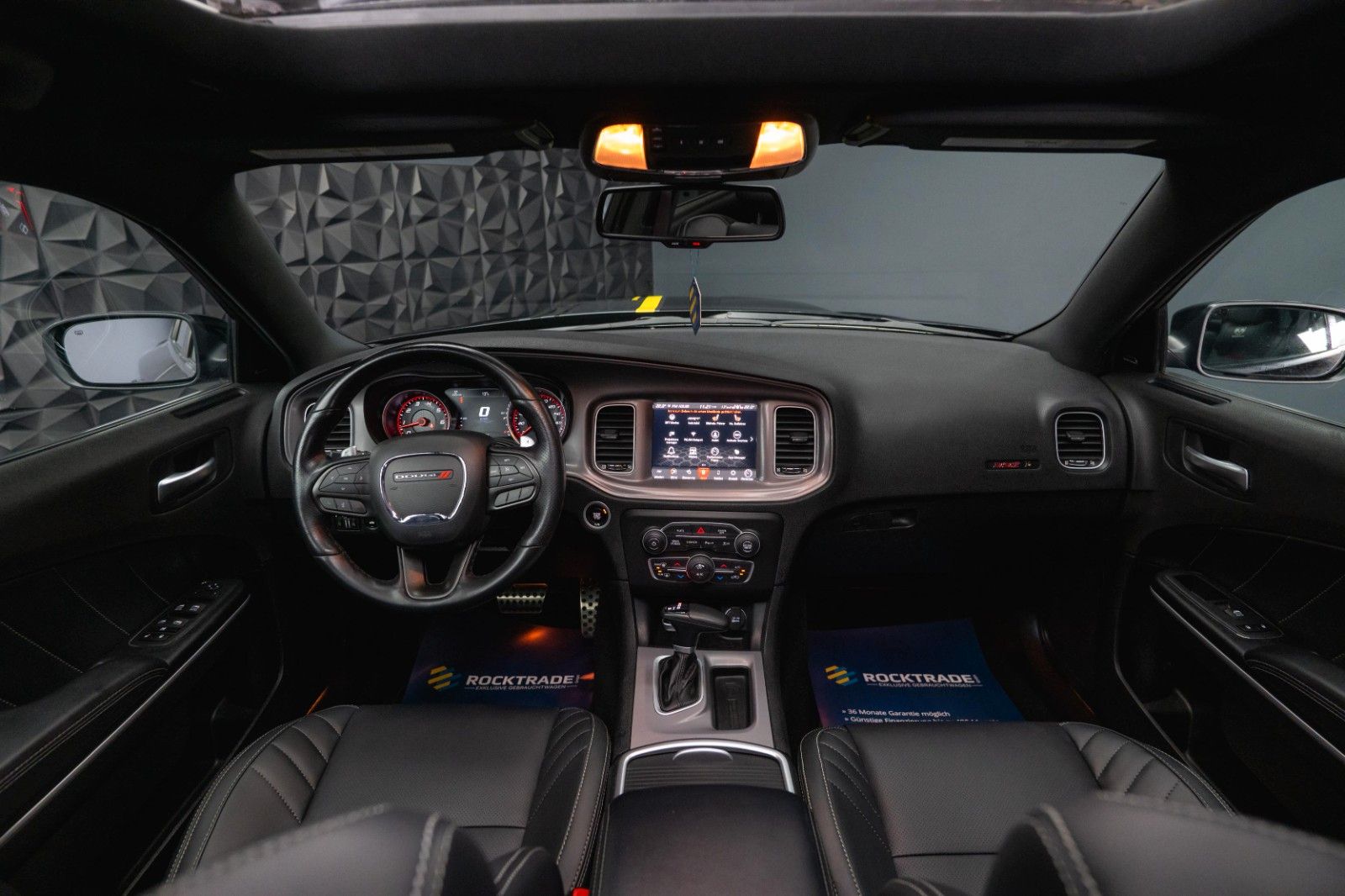 Fahrzeugabbildung Dodge Charger 6.4 V8 SRT 392 SCAT PACK Performance LED